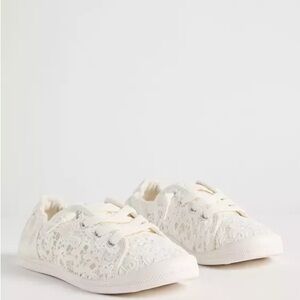 TORRID Elegant Women's White Lace/Croched Rucked Sneakers 8W